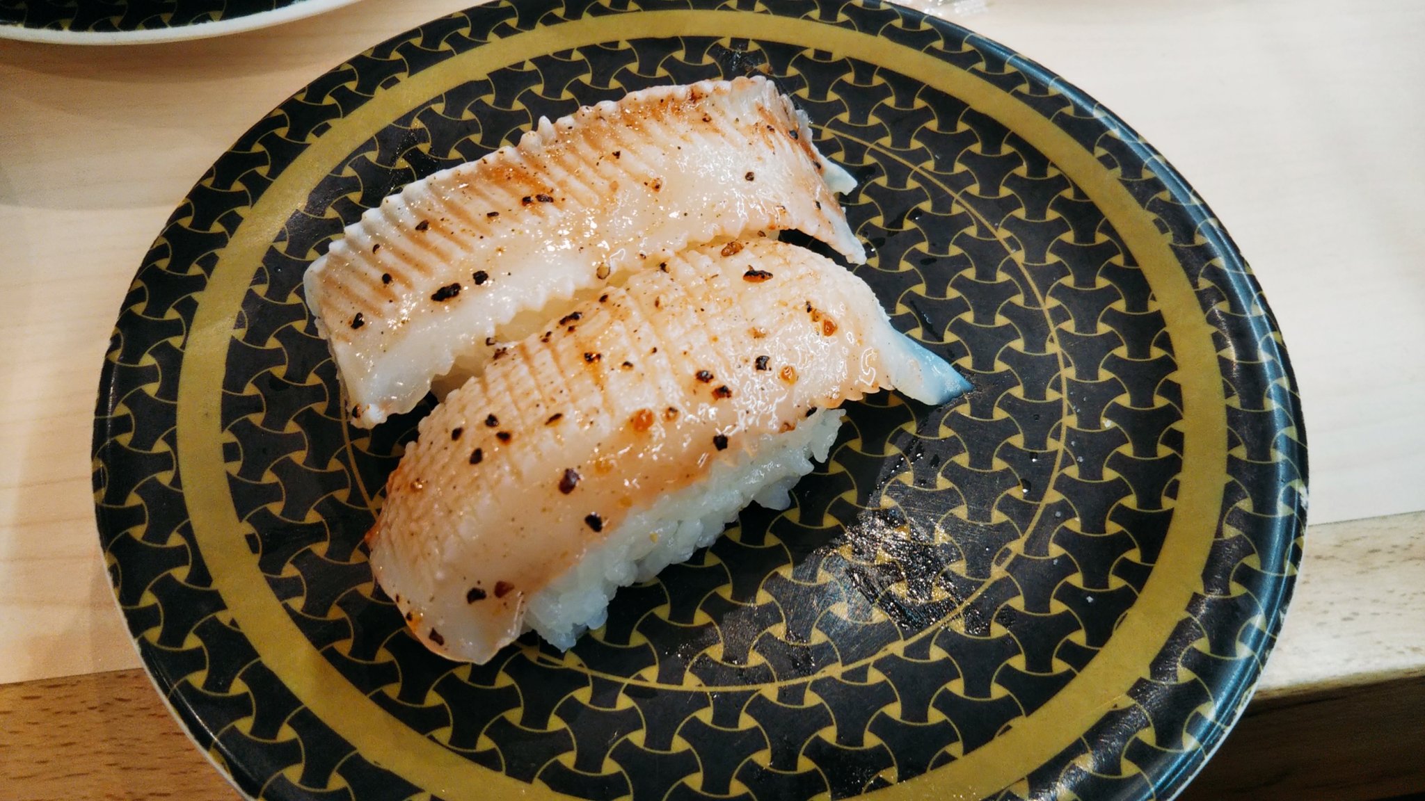 さつきち はま寿司の 真いかレアステーキ マジで美味い マジで美味い T Co Ei3pu9w04s Twitter