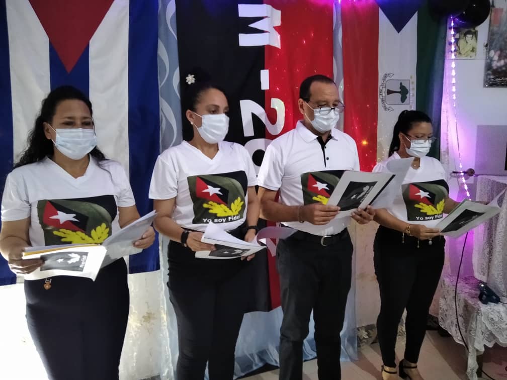 RenierSerranoM1's tweet photo. La Brigada Educativa Cubana 🇨🇺 en Guinea Ecuatorial 🇬🇶 rinde homenaje a nuestro invicto Comandante en Jefe Fidel Castro
👉 Visita nuestro canal de Youtube
https://t.co/pXSfcq3Qyr https://t.co/urlHdJdLGP