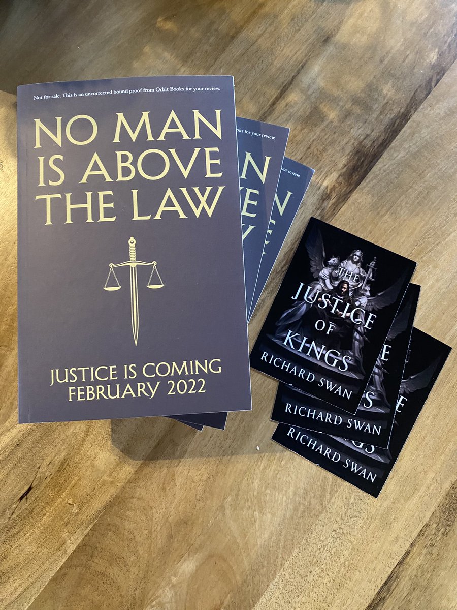 harryillers's tweet photo. Sexy UK proofs of The Justice of Kings by @__Zwan__ have landed and I’m giving one of mine away… RT and follow me by Wednesday to win an advance copy of this sensational fantasy debut coming out in February. #thejusticeofkings #justiceiscoming https://t.co/4simRwitdC