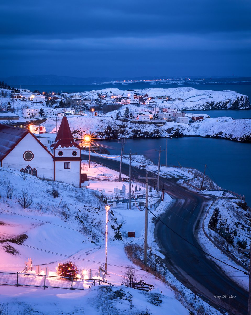 RayMackeyNL's tweet photo. GM, Ship Cove, Port de Grave, Newfoundland. #bluehour #Newfoundland #conceptionbay #Canada #explorenl #explorecanada Enjoy your day everyone! https://t.co/XQYx2c4OPE