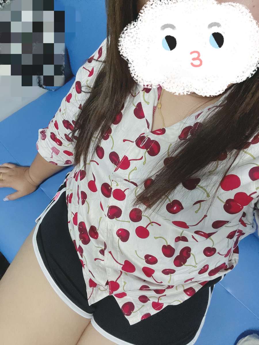 mm04938139's tweet photo. อยากเป็นไอ้ตัวเล็กของใครสักคน แต่ติดตรงที่ตัวเท่าหมู 🐷🐷😆😆 https://t.co/yKJsL8UzqH