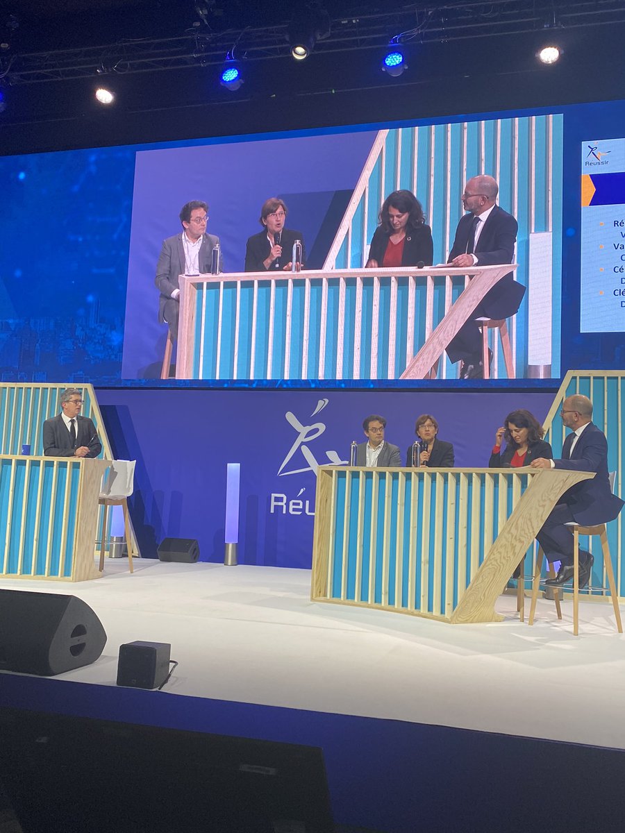 Congrès Réussir - 2e table ronde autour des risques climatiques. Un grand merci à <a href="/SoubranneC/">Céline Soubranne</a> @valmasdel <a href="/Rouxel_C/">Clément Rouxel</a> pour le partage des travaux réalisés et surtout de enjeux de demain <a href="/RGauttier/">GAUTTIER Rémi</a> <a href="/CHOLLETBertrand/">CHOLLET Bertrand</a>