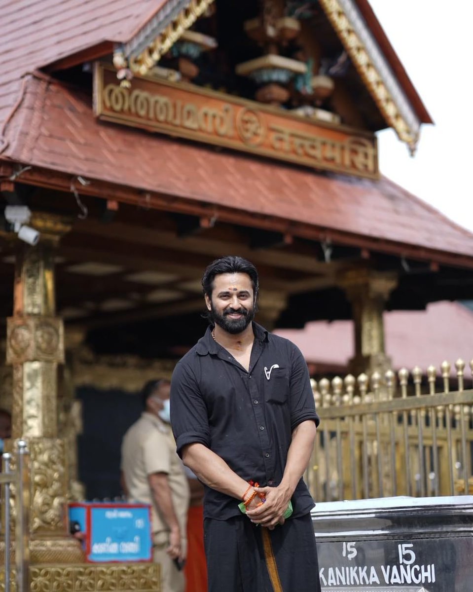 Unnimukundanmda's tweet photo. Meppadiyan coming soon....
@Iamunnimukundan ❤
#meppadiyanmovie
@UMFPvtLtd
#Unnimukundan #SupermanOfKerala #unnimukundan #unniyettan #meppadiyan #actionkingunnimukundan #mollywoodsuperman #marcojr #musclealiyan #oldpic #gainwithmtaaraw #gaintrick #gainwithspikes #gainwithmchina https://t.co/oiq32LHgHB