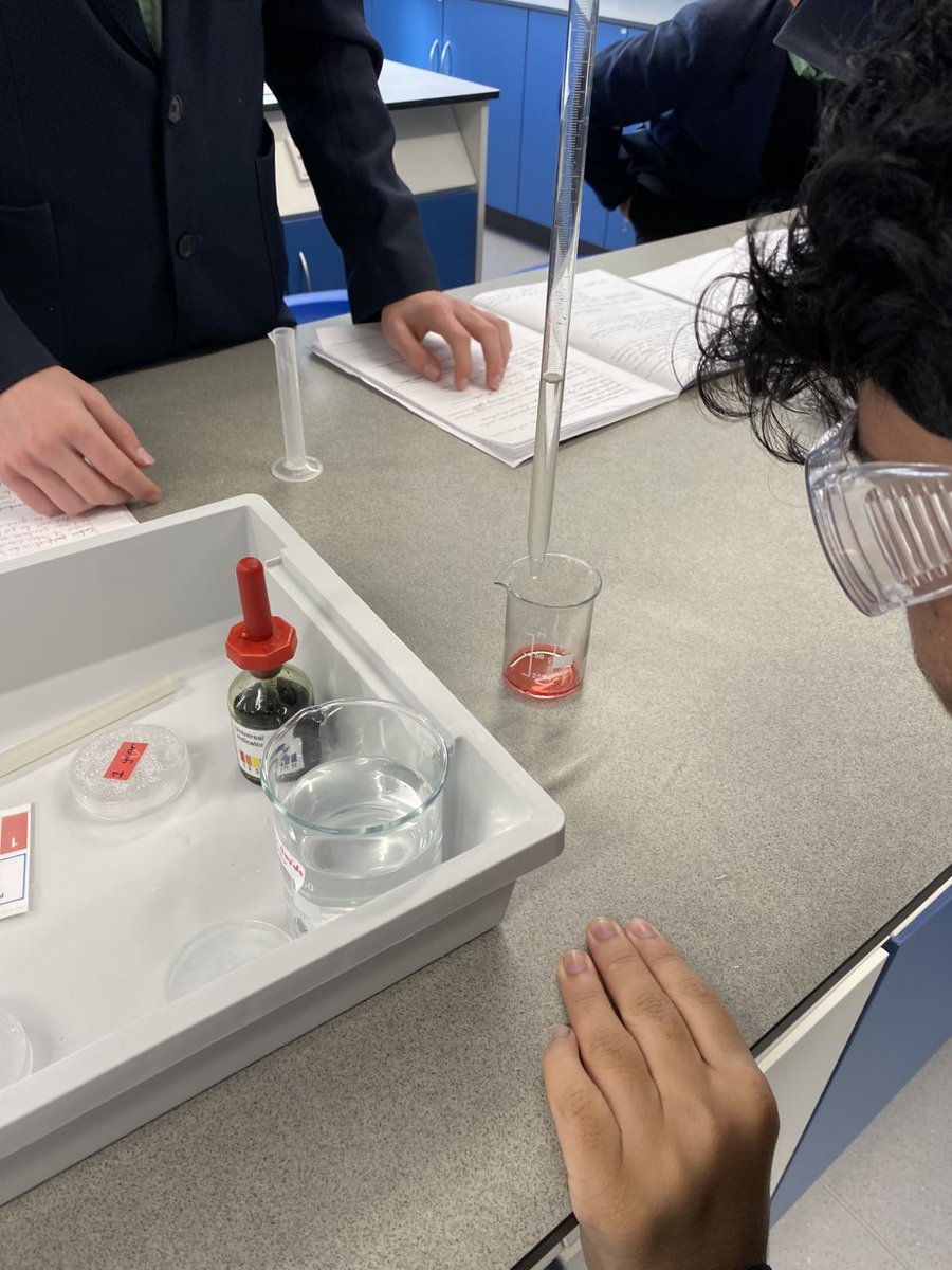Year 10 students using their practical skills to investigate the amount of carbon dioxide in Antarctic ice! 😉 Students really enjoyed the challenge of using the calibrated pipettes. One step closer to the Chemistry GCSE.
