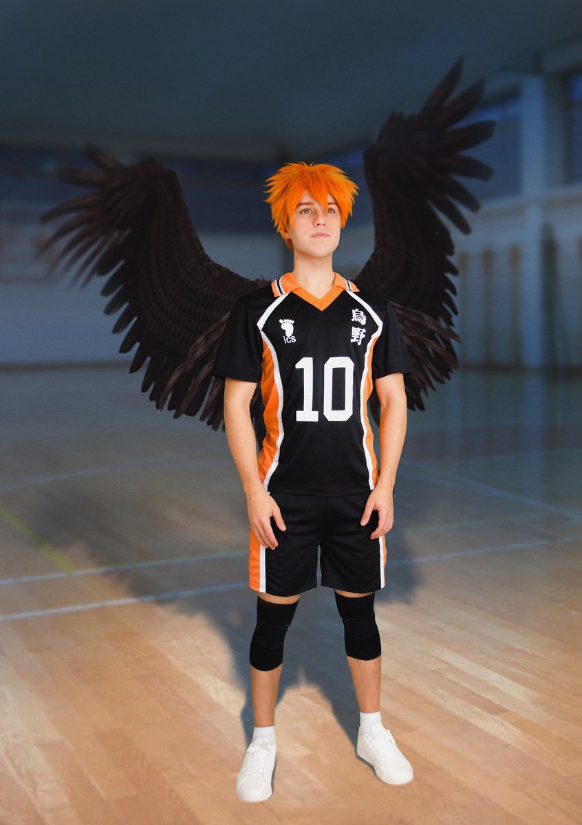 OttoRaindrop's tweet photo. #Haikyuu #HinataShoyo #Cosplay #ХинатаШое #Косплей 

Oh hey! Let's play volleyball?
Part 2/3
Cosplayer: 
@OttoRaindrop

Ph &amp; edit: 
@Sn8fla https://t.co/9H1qTE6BLM
