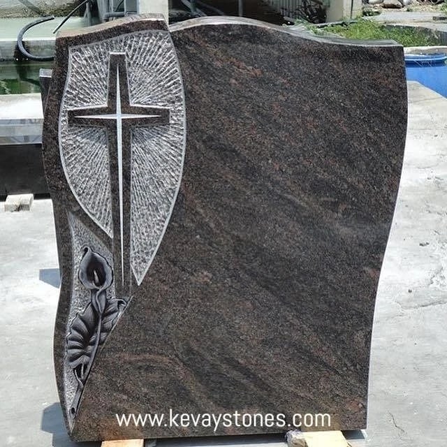 Perfect sculpture on another classical headstone monument is ready to go to Austria
#kevaystones #monuments