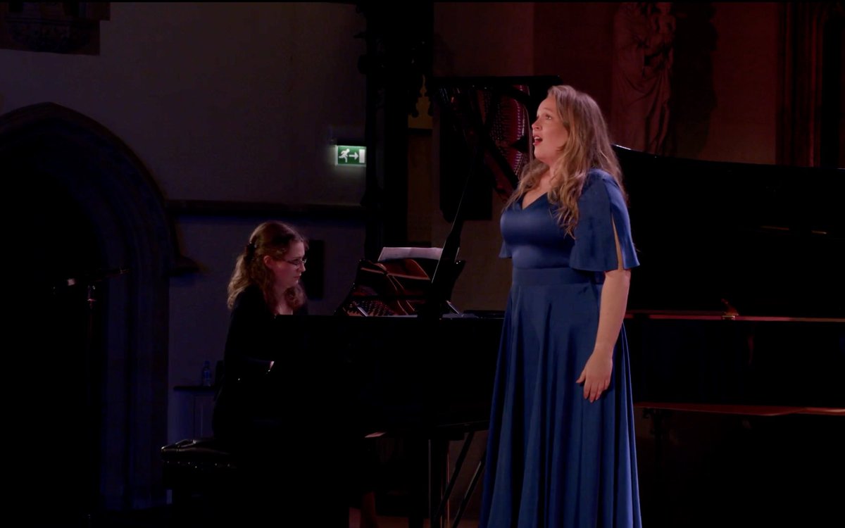 It’s nearly time to choose your Friday night viewing…!! Why not kick off the #weekend with Dorothea Röschmann &amp; <a href="/pianomalk/">Malcolm Martineau</a>’s glorious performance of Wolf, Mahler and Schumann, beautifully introduced by <a href="/AJKennedyMezzo/">Annabel Kennedy</a> &amp; <a href="/AnaManastireanu/">Ana Manastireanu</a> - try it here: youtu.be/HERySLU8Y7E