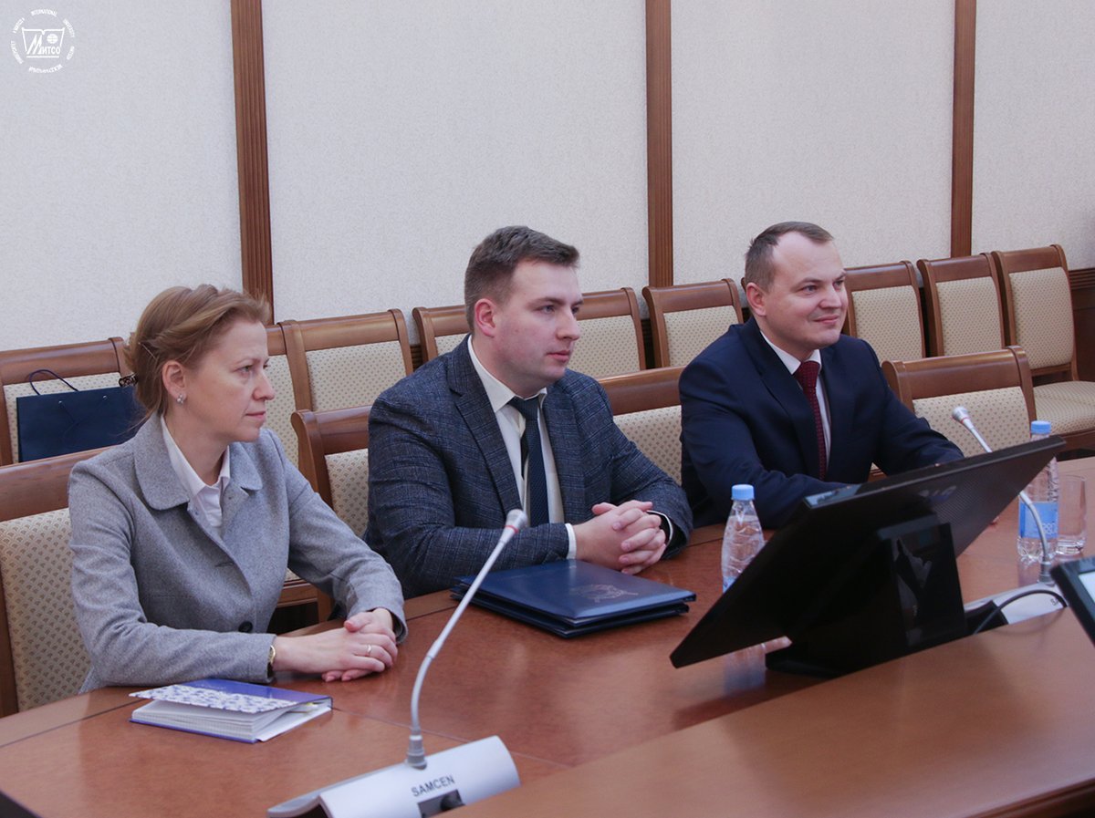 univer_mitso's tweet photo. 🔥Сегодня ректор Международного университета «МИТСО» Юрий Ковалёнок и начальник Института Следственного комитета Юрий Каменецкий подписали соглашение о сотрудничестве. https://t.co/AzeXNaIfH1