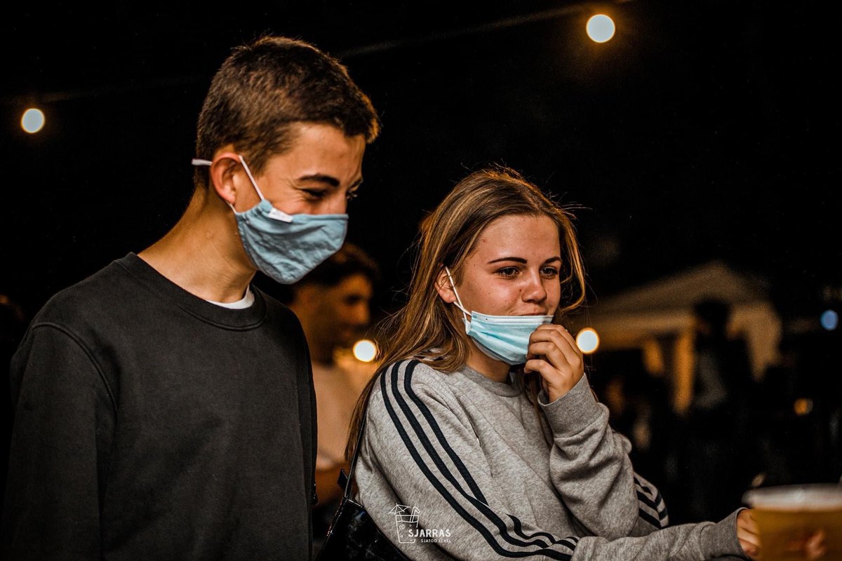 Vanavond van 20u-21u happy hour🍻 pintjes aan €1 🎉

Vergeet ook je CST, mondmasker &amp; pas niet! 💳💛

Tot straks 🥂