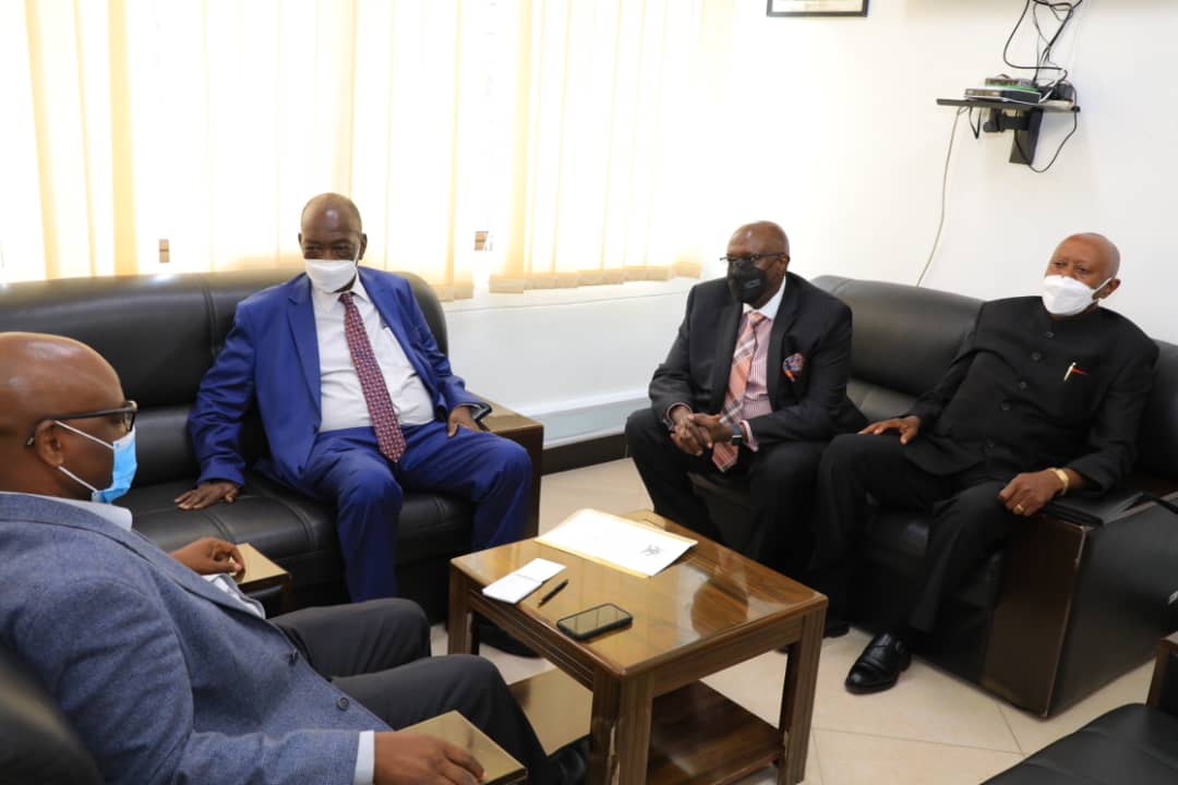 DanielLutaaya's tweet photo. Uganda's minister of trade industry and cooperatives Francis Mwebesa  meets hon. prof. Kitila a. Mkumbo, minister of industry and trade of the republic of uganda ahead of the tanzania uganda oil &amp; gas symposium in dar-es-salaam. @richardkabonero 
#TUOG
🇺🇬 🇹🇿 https://t.co/cp4s7YI6hj