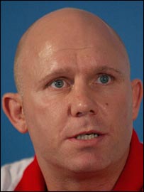 @WiganWarriorsRL @Rob7Burrow @leedsrhinos And made more poignant when you remember that 'Captain Marvel' Mike Gregory, @WarringtonRLFC/@GB_Lions skipper and @WiganWarriorsRL head coach, lost his life to motor neuron disease #MND fourteen years ago this month 😢 at the age of 43.

#MND #MoreNeedsDoing #TacklingMND