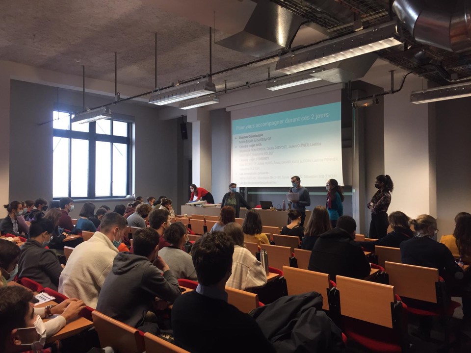 KatiaLuccin's tweet photo. #HackathonSoings | Les étudiants de l’@insacvl et les acteurs du #territoire se réunissent aujourd’hui et demain pour imaginer le futur du site industriel de @Storengy à Soings. Démarche innovante pour concilier #énergie, #développementdurable et enjeux locaux. https://t.co/0sNVHXzHTh