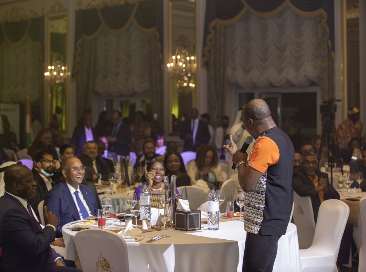 gaouproductions's tweet photo. #DubaiExpo2020 - Un parterre d’investisseurs a pris part au forum économique sur la Côte d’Ivoire initié par les autorités ivoiriennes avec à leur tête le Premier Ministre @ACHIPatrick4 . Un dîner a été offert à l’occasion avec en prime un concert @MagicSystemOffi 🇨🇮🇨🇮🇨🇮 https://t.co/LGYZMduMT9