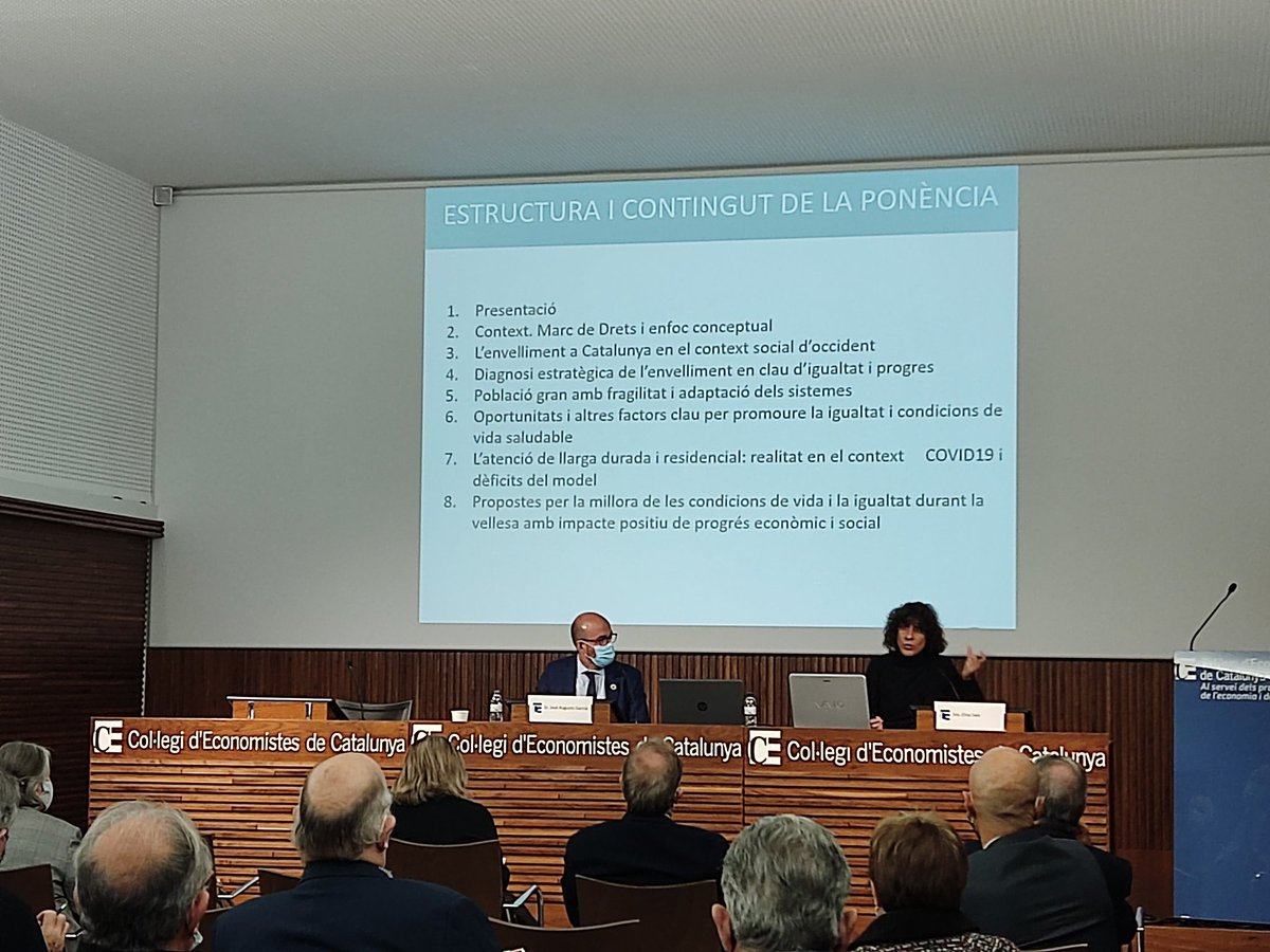 eugenioroj's tweet photo. Al Col.legi d'Economistes ...molt interessants ponències al respecte de les desigualtats esdevingudes per l'envelliment de les persones ... Nombroses propostes que caldria seguir treballant. https://t.co/BVC6e6Gbyb