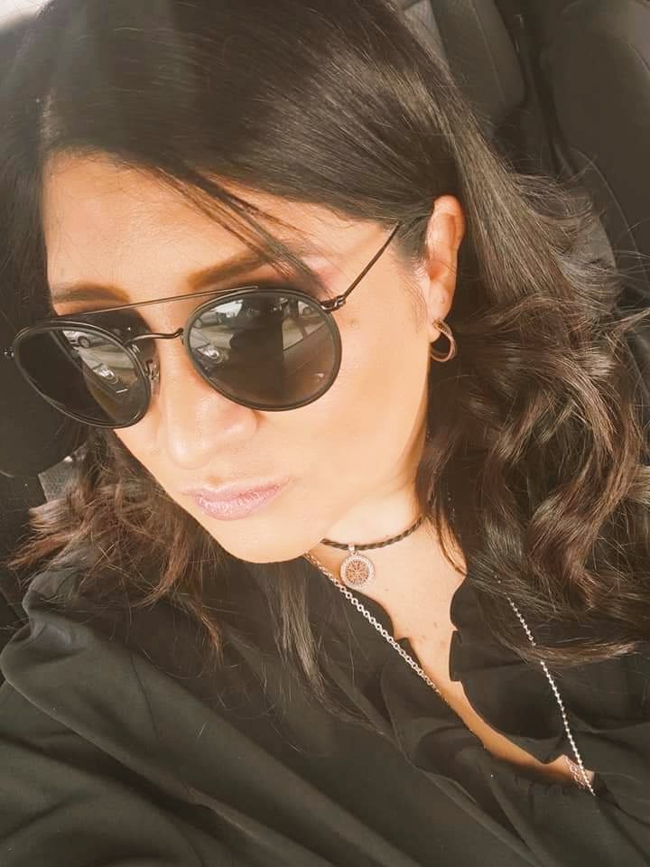SoyLauraRivas's tweet photo. Bonjour!!! Hoy es un día de mucho trabajo. #FelizViernes detrás de los ojos tristes o alegres hay chispitas de Fé y Confianza.
Existe una persona a la que le importas mucho, y hoy ofrezco mi especial amanecer para que Los Dioses bendigan a los que no dudan hacer el bien #ModoLau https://t.co/xR6OpnypKi