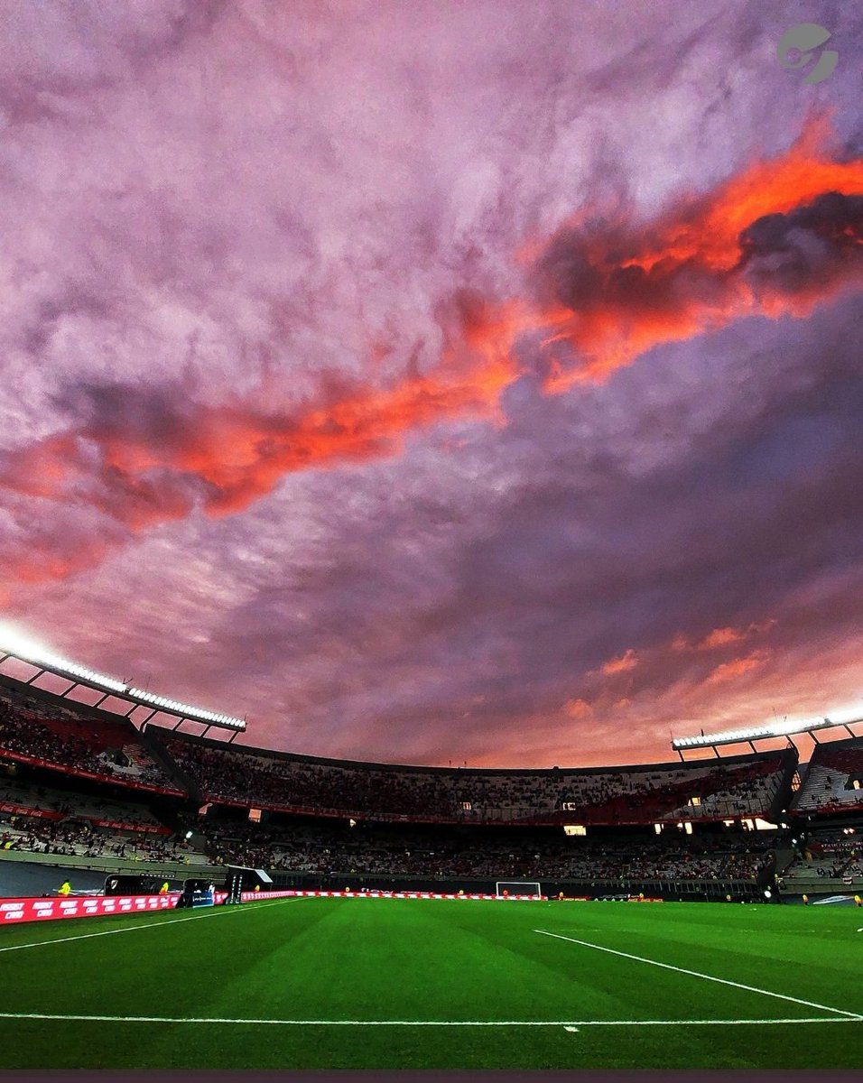 ignaciomiri's tweet image. La diferencia entre un fotógrafo como Juano Tesone y cualquiera de nosotros es esta. Aguante el fotoperiodismo.