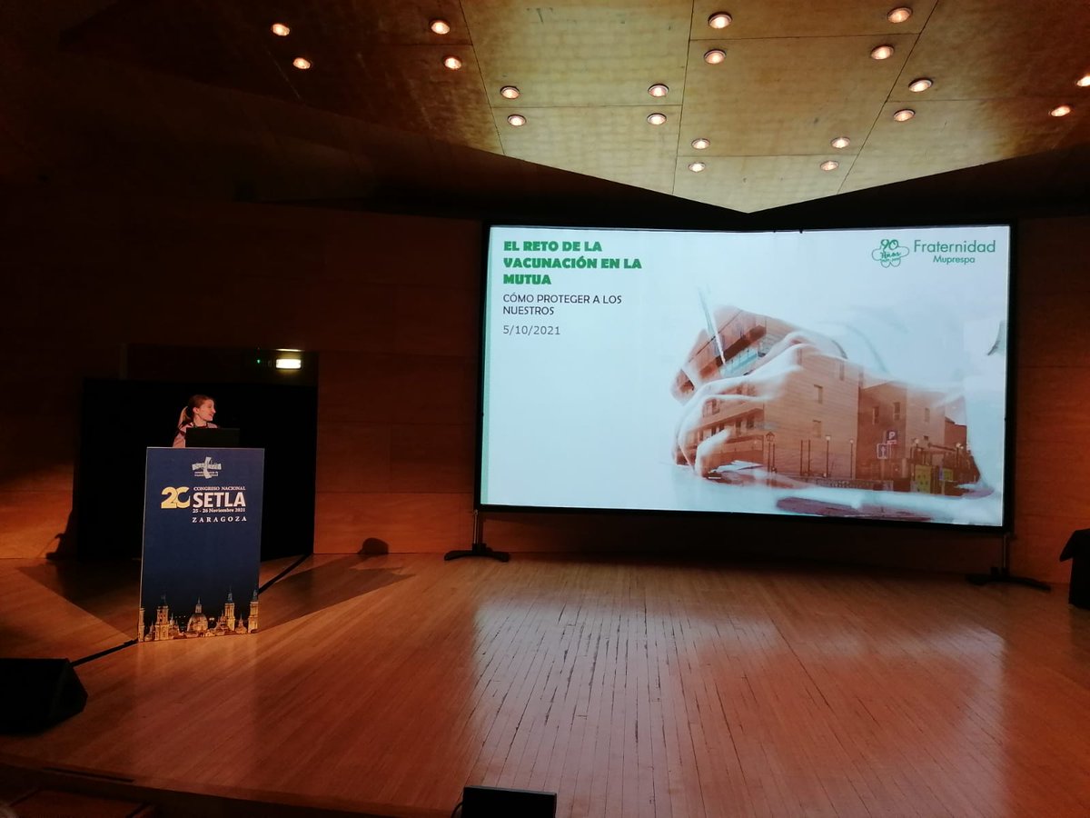 MutuaFM's tweet photo. #Setla2021 Elena Modroño, enfermera del Hospital Fraternidad-Muprespa Haban, presenta la comunicación "El reto de la vacunación en la Mutua" https://t.co/v22im8C3bU