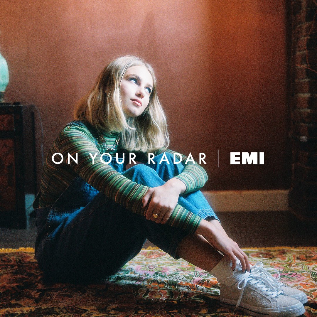 emirecords's tweet photo. Friday's here and we have plenty of new tracks to get your weekend started, from @clairerosinkraz, @KALIUCHIS and @dunclaurence. Find them On Your Radar now ✨
https://t.co/3OBE5UFBEE https://t.co/6FdUjEliVa