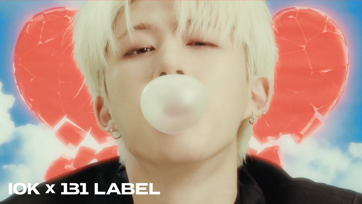 KimHanbinBrasil's tweet photo. [#INFO] 26.11.2021 - Está disponível o vídeo Live Clip de NINETEEN 

🔗 YouTube: https://t.co/ZwdQ8mLyTw

#BI #비아이 #COSMOS #코스모스 #열아홉 #NINETEEN #HALFALBUM 
#IOKmusic #131LABEL #131media https://t.co/kJLmrTqAW7