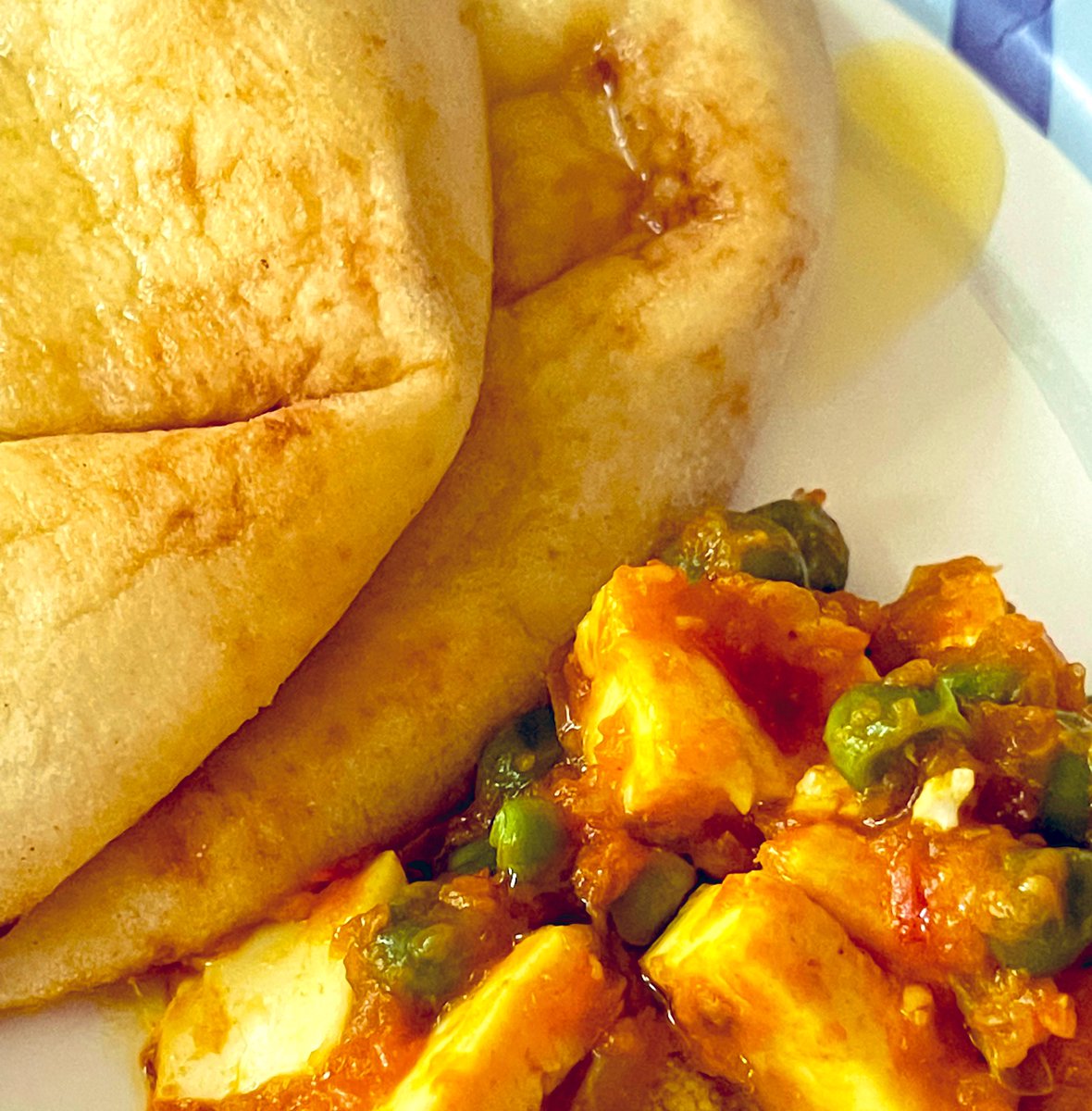 gssahni's tweet photo. Happy Thanksgiving! Grateful! Balloons= Happiness =Celebration best wishes to everyone celebrating #Familytime #Foodies #instantpotmeals #AirFryerPizza #RajmahChawal #HappyThanksgiving2021 #BlessedAndGrateful https://t.co/XYhOg6hzhN