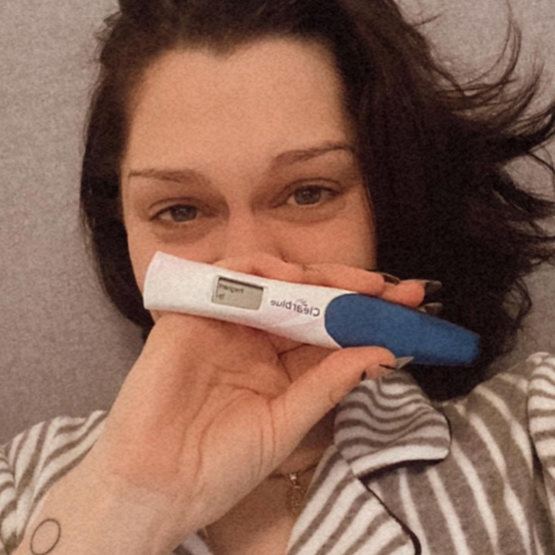peanut's tweet photo. Sending so much love to @jessiej, who sadly suffered a pregnancy loss this week.

We applaud her for sharing her story. Her brave decision to speak out will help millions of women feel less alone. Thank you, Jessie. ❤️ https://t.co/yBwAeu9rcU