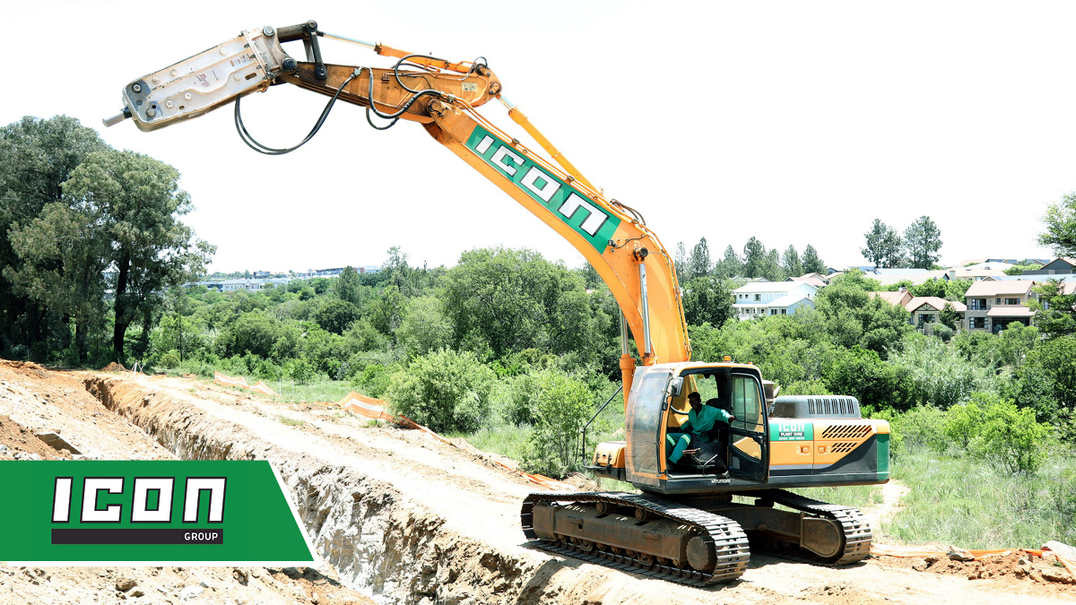 IconGroup_SA's tweet photo. Our state-of-the-art Hydraulic Hammer and Crusher  can break and crush large amounts of rock. Crushing rock on site will result in considerable green savings and reduce your carbon footprint. Contact us today, to hire: https://t.co/9aN6NQ6fD6   #CivilContractorofChoice https://t.co/TF8OCSRkfk