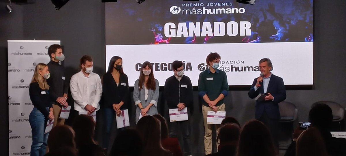 PremioMashumano's tweet photo. 💥Y los ganadores del #PremioJóvenesMashumano2021 son:
🏆 @elcorteingles : @CanariasFibras 
🏆 @Bankinter : @HeraTechnology
🏆 #Máshumano: @lazzaro_io
Además, reciben el premio al emprendimiento innovador @ArrabeIntegra 
¡Enhorabuena! 👏👏👏 https://t.co/UtZ7O3nrB0