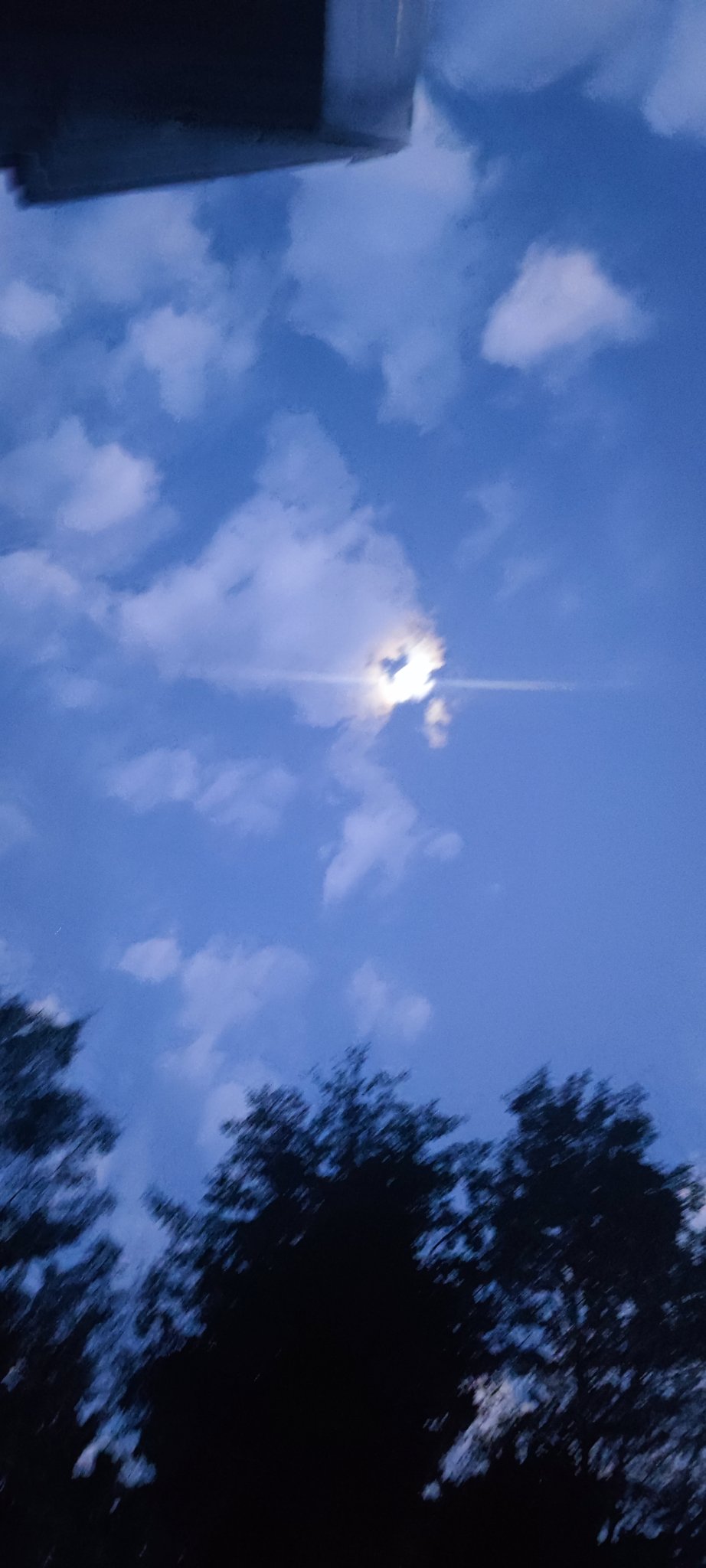 凝噎auf Twitter 月明星稀 乌鹊南飞 此非曹孟德之诗乎 T Co H23jw7x5fg Twitter