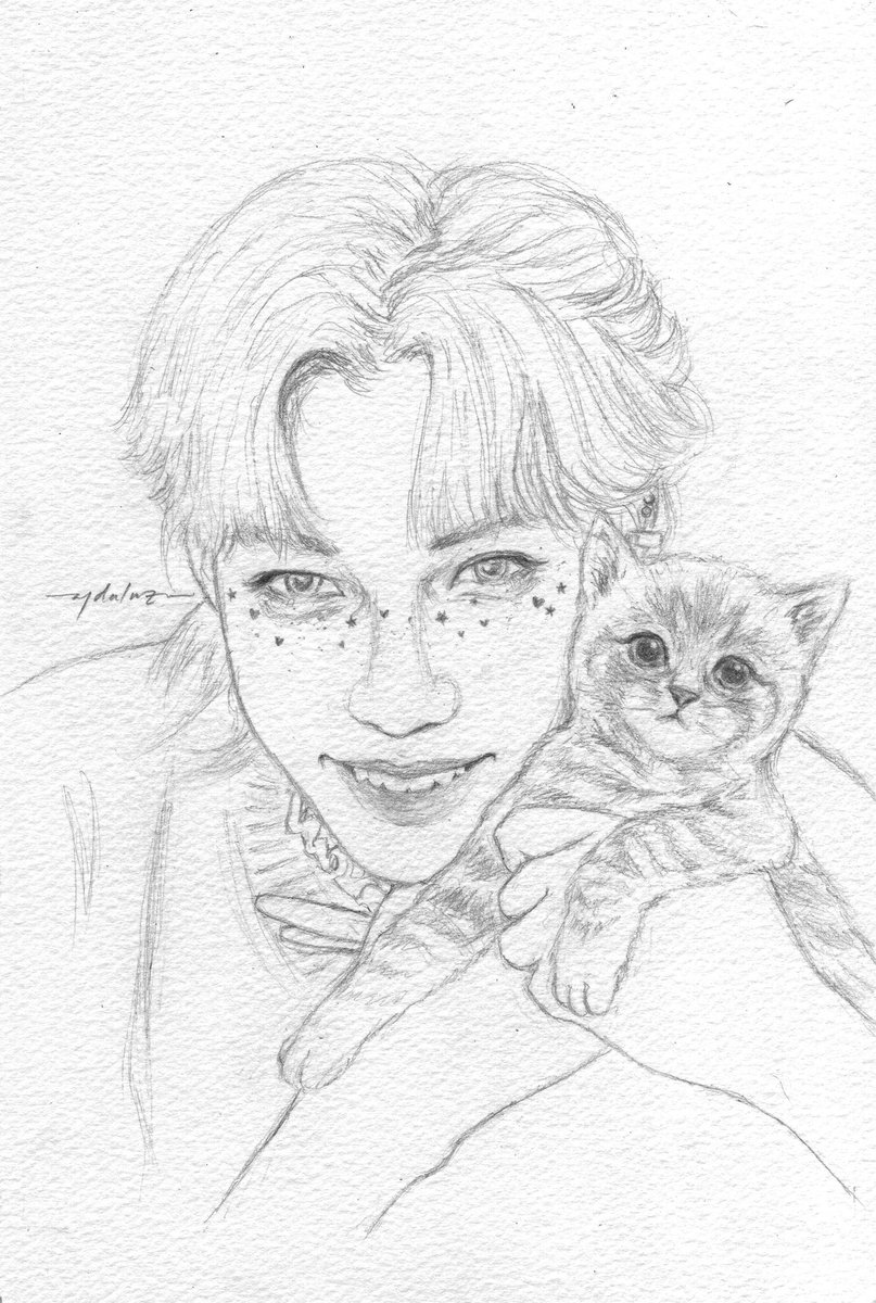 this is the previous ver before i found out that rug hugger is actually a mix breed between persian and munchkin ๐ฏ so i fixed it djdjn both are so cute either way ๐ฅบ