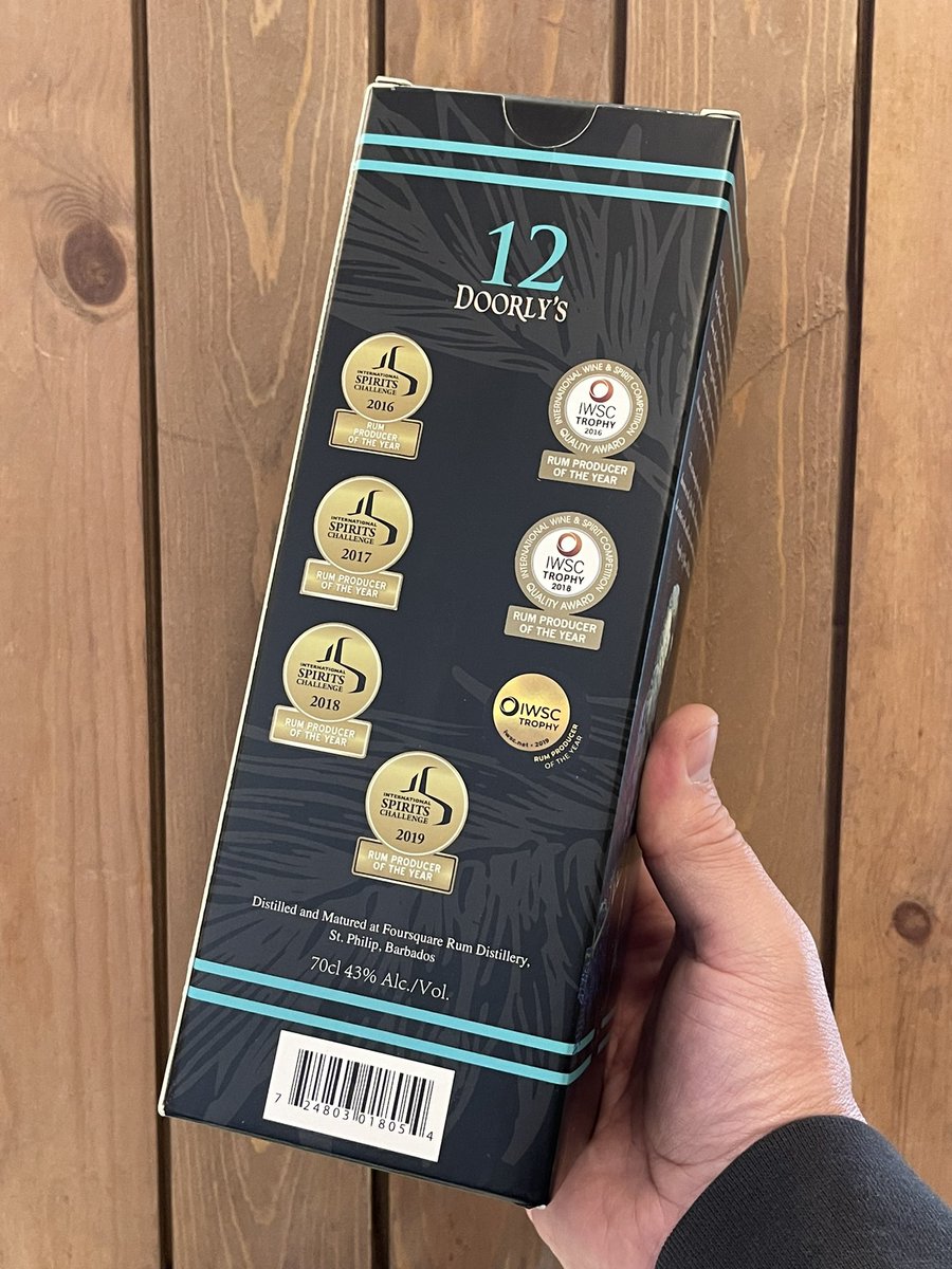 DoorlysUK's tweet photo. Doorly’s 12 Year Old is a fabulous cask blend of 12 year old ex-bourbon cask American white oak, and 12 year old ex-Madeira cask matured Rums.
#FoursquareRum #Rum #AuthenticRum #SingleBlendedRum #RLSeale #FoursquareDistillery #TasteBarbados #AuthenticBarbados #Barbados https://t.co/XRCievciI0