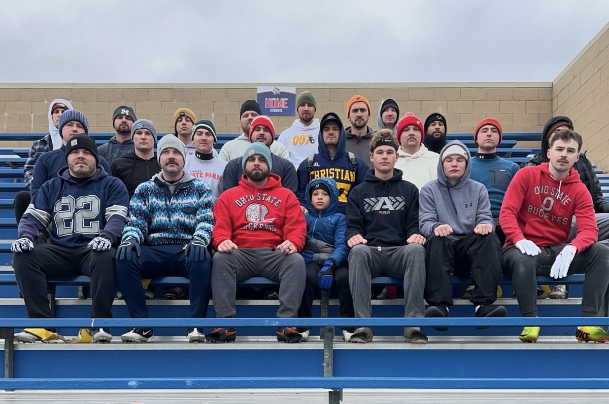 _Luke_Sims's tweet photo. Annual Turkey Bowl https://t.co/sEe0Xyrs94