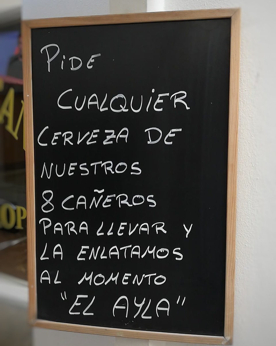 cervezaselayla's tweet photo. Pues eso... Sobran las palabras. Ven a nuestro bar de Laredo y no solo te llevarás cerveza en el estómago.

#cervezaartesana #cervezasartesanales #cerveza #cervezas #cervezasartesanas #cervezaartesanal #laredo #laredocantabria #santoña #productossolidarios #productoscantabros https://t.co/lQqWsIYBfd