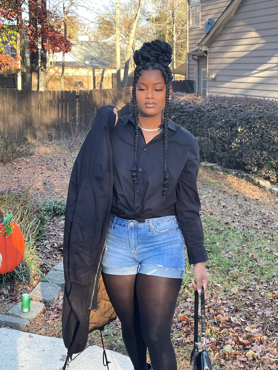 ashlynymahri's tweet photo. Thankful.
#model #viral #charlottemodel #atlantamodel #stylist #charlottestylist https://t.co/VvxurmA69S