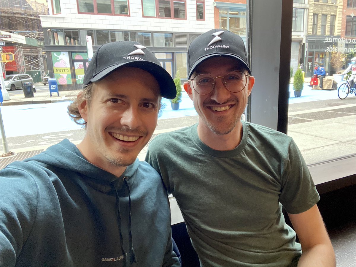 Thorwallet's tweet image. Awesome to meet @CBarraford, Technical Lead of @THORChain and #THORChad of the first hour.

Great cap too 🔥

$TGT $RUNE