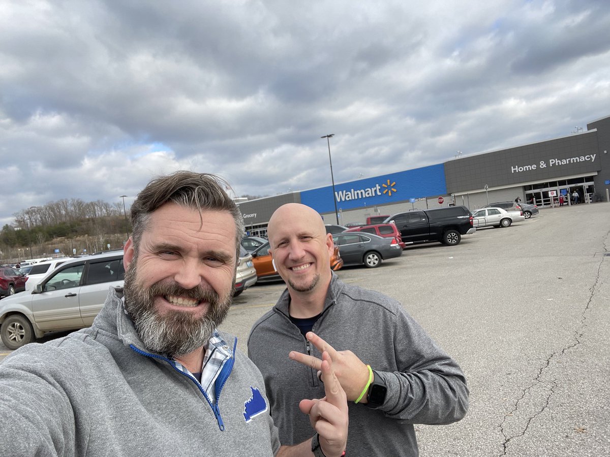 Hitting Walmart doors with my partner in crime <a href="/rydamusprime/">J.Carr</a> in Kentucky! #DealsForDays <a href="/Walmart/">Walmart</a>