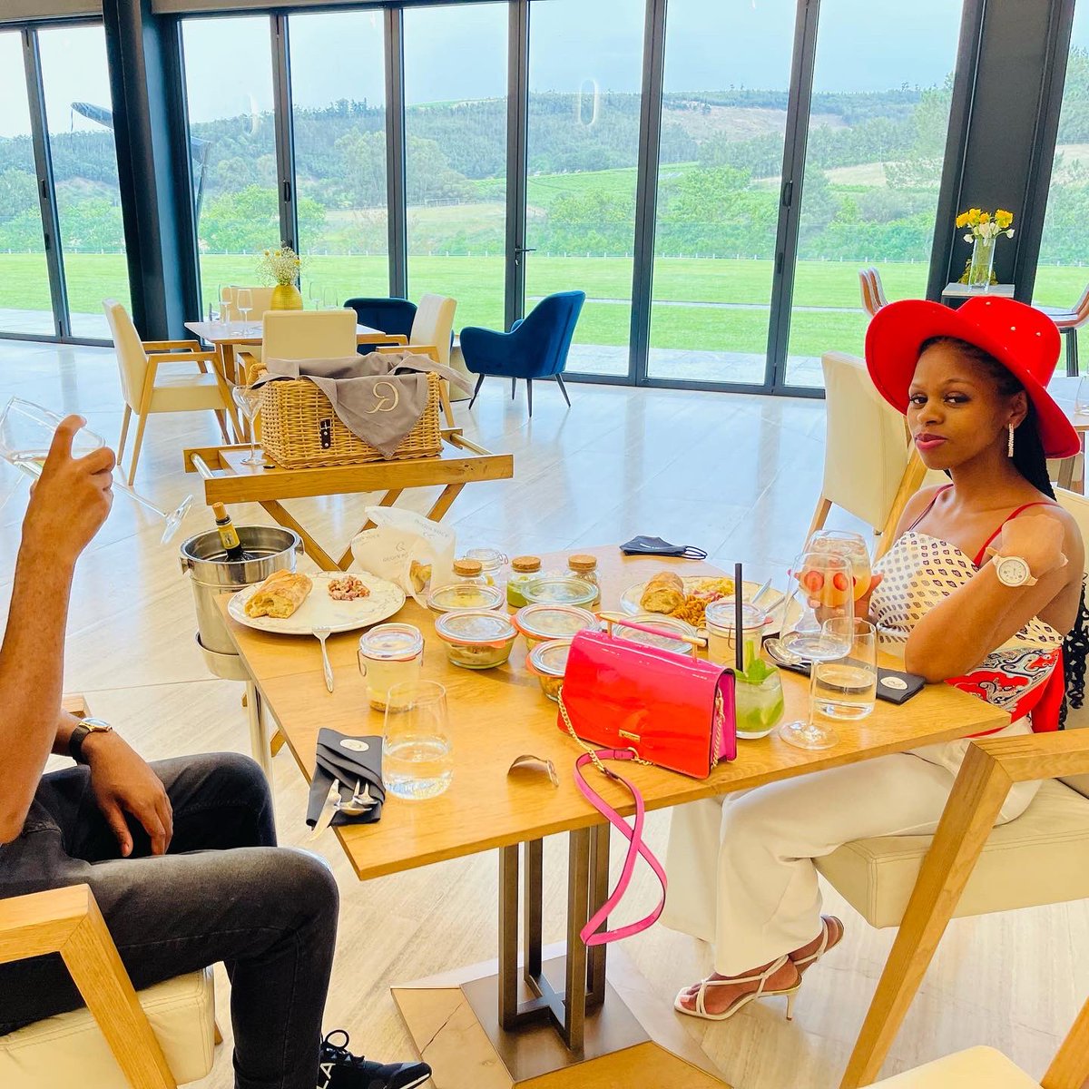 Nqobile Nzuza🌹🌷 tweet media