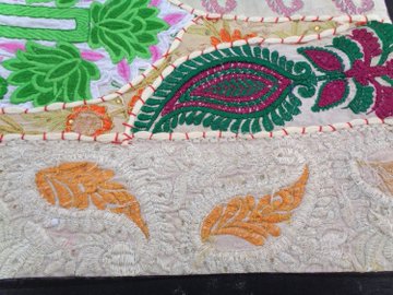 Wall Hanging art Vintage Antique Indian Handmade Embroidered Patchwork Tapestry TJ69