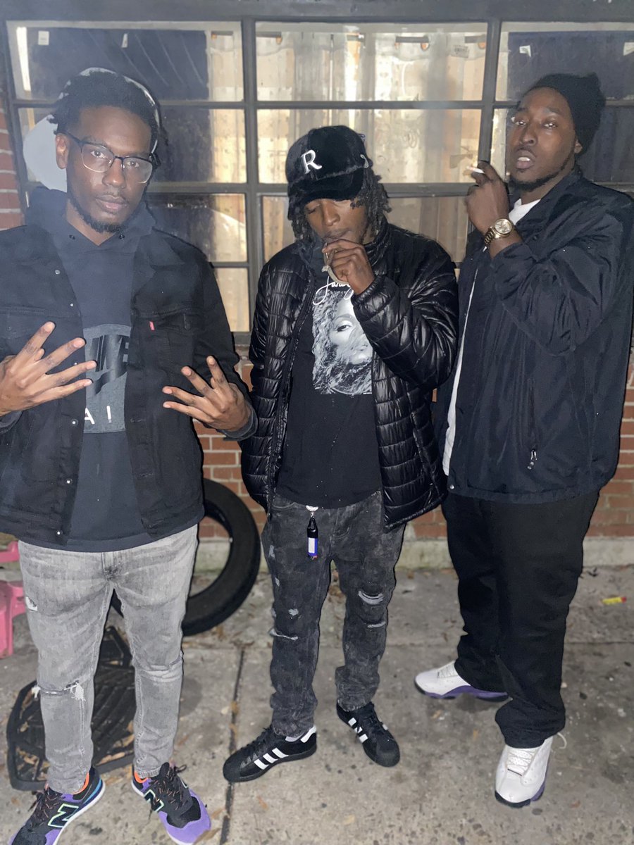 DJProbChild_'s tweet photo. I feel the safest when I’m in the trenches #Potelife https://t.co/CuIP6JXWr2