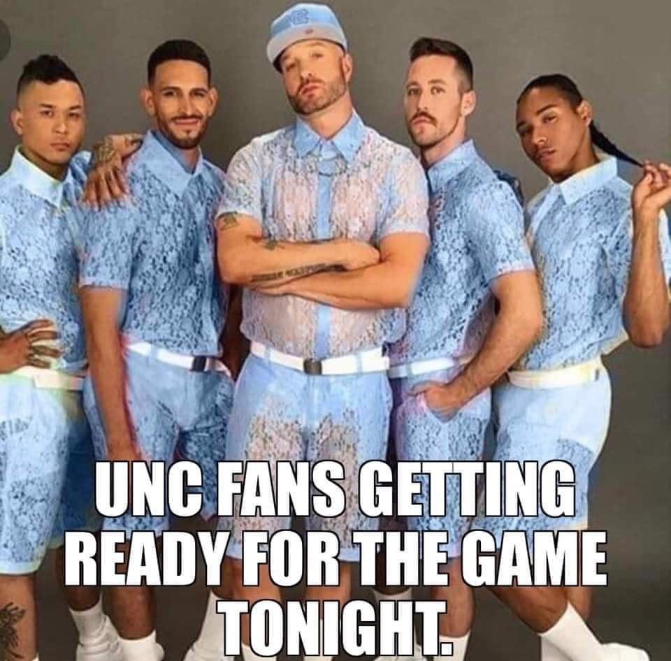 citori525's tweet photo. Here come dem #Tarheel boys for our game tonight. #NCStatevsUNC https://t.co/JmjGqu4DUH