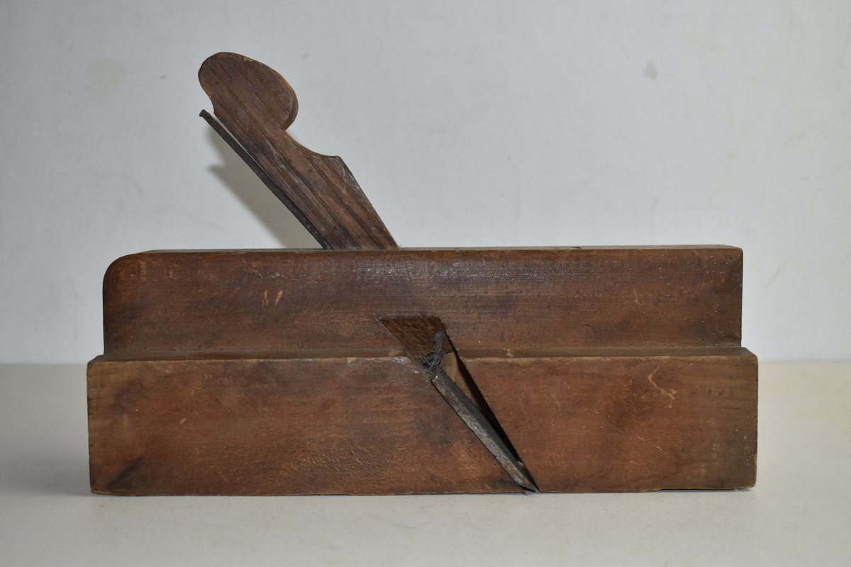 Wisdom_Lane's tweet image. Antique Circa 1800s Wooden Plane With Metal Blade Woodworking Tool Chair Rails Or Rounding Plane Hand Tool Unmarked tuppu.net/251aeee8 #WisdomLane #Etsy #ChairRails