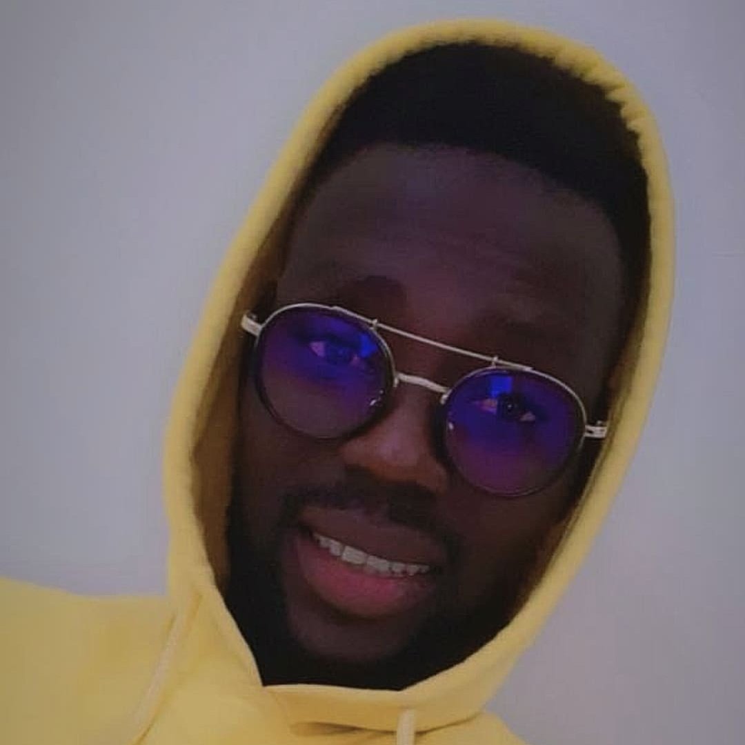 BoutikouL's tweet photo. #NouvellePhotoDeProfil https://t.co/i9p6ZJVIT0