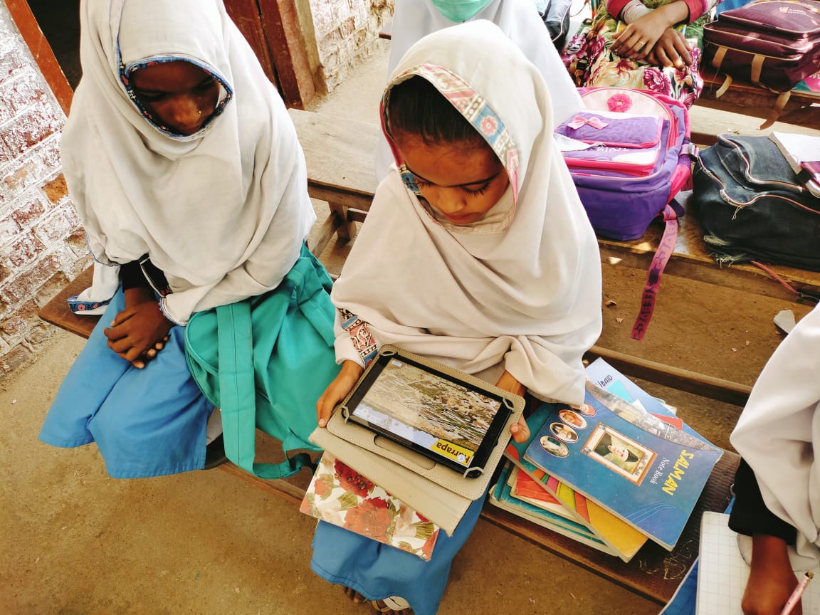 drafaquepsf's tweet photo. If we do not provide an opportunity then we can not expect positive results. These are Government Schools and proud to say that these students r learning through #SELDApp with the support of @MinisterEduGoS @MalalaFund @FouziaDr @UNICEF_Pakistan @AkbarLaghari5 #Championsofchange https://t.co/7MXozuItuV