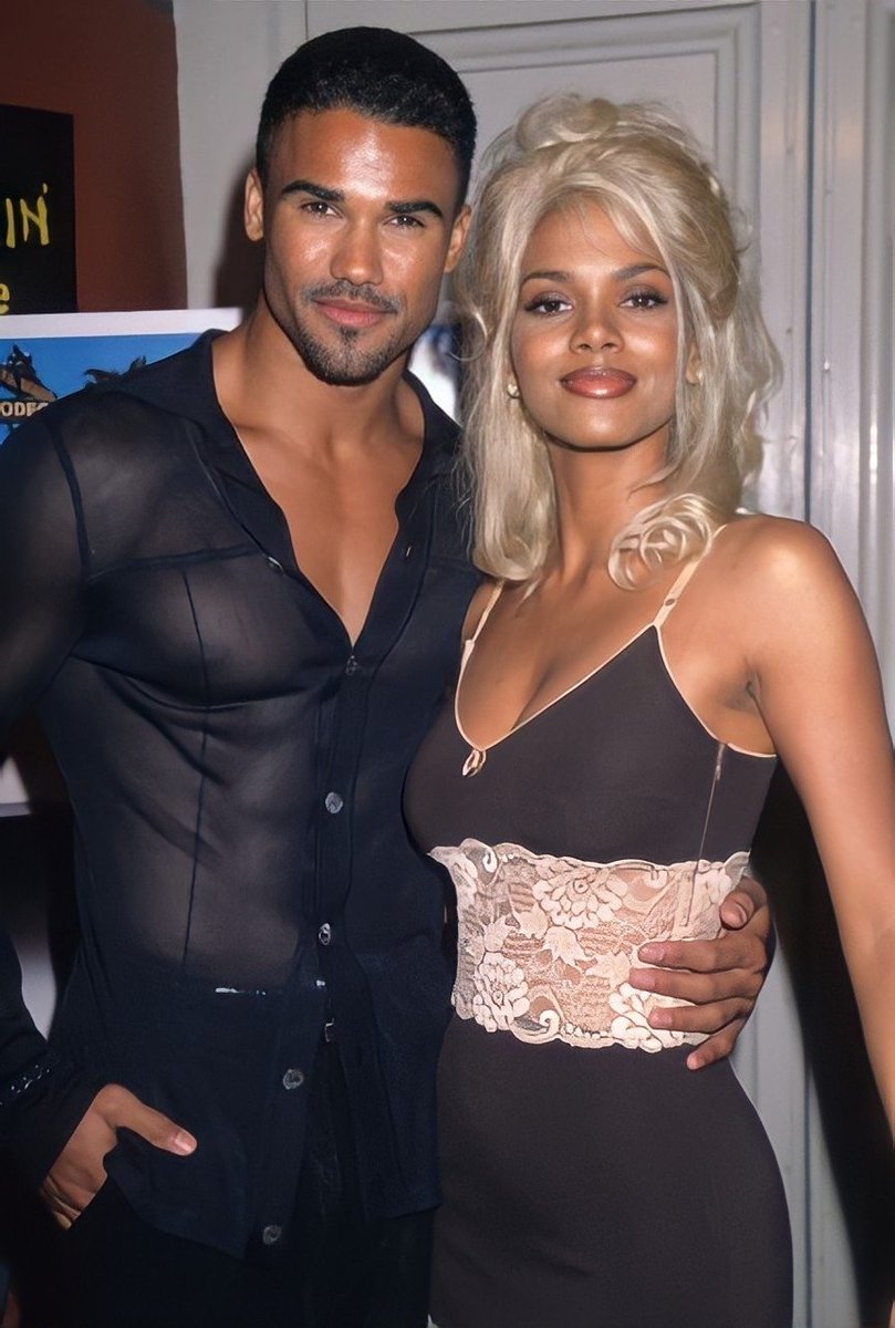 Epithymia__'s tweet photo. Halle Berry with Shemar Moore at the premiere of “B*A*P*S” (1997). https://t.co/Q56pUYJZfU