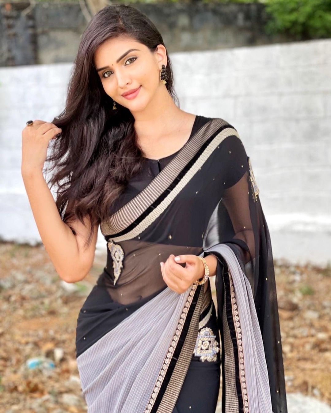 Hot Saree Twitterren: Hot Saree Twitterren: