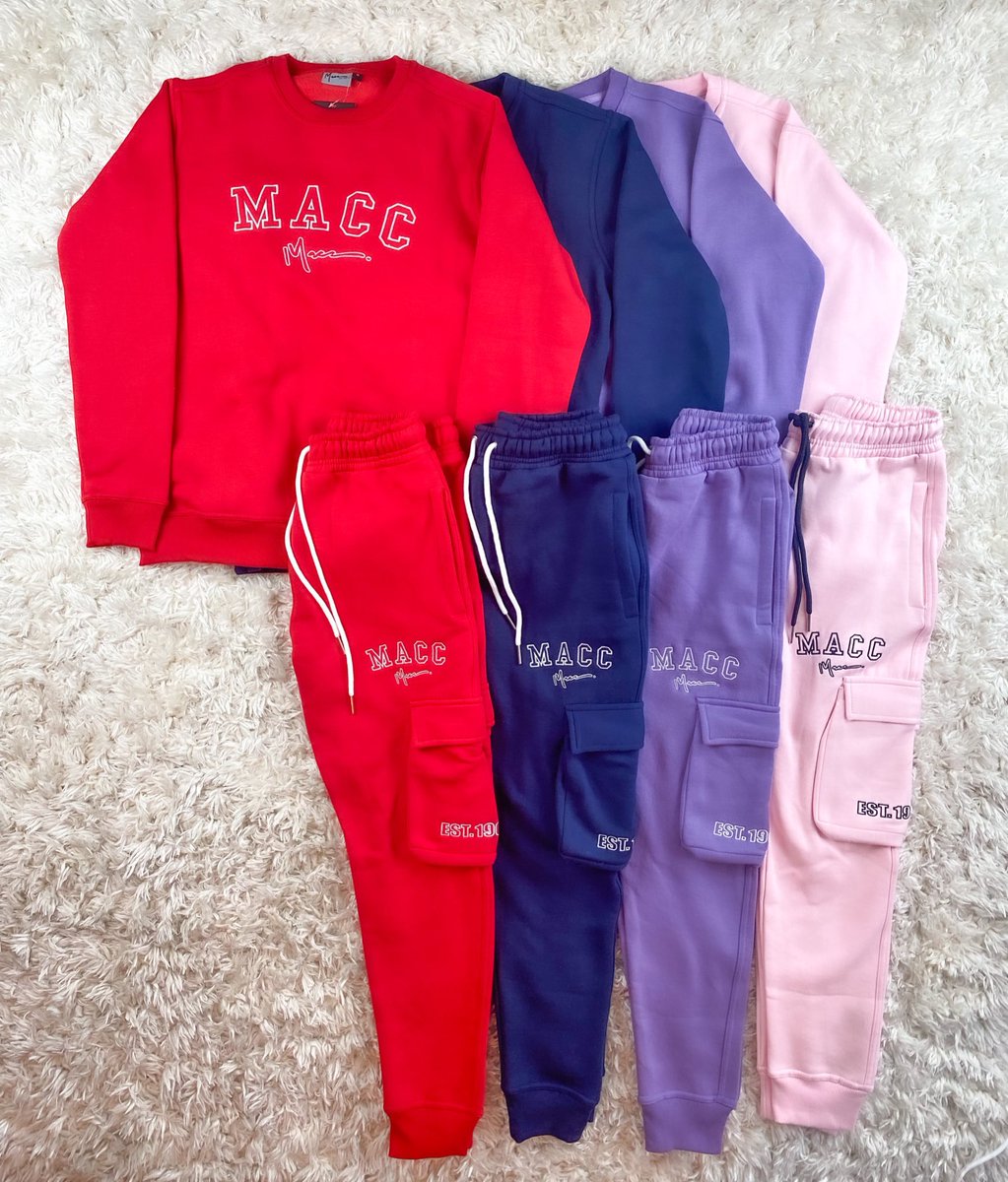MaccClothing's tweet photo. RT IF YOU WANT A FREE BLACK FRIDAY ITEM 🔥 https://t.co/EV5LFYx8Mq
