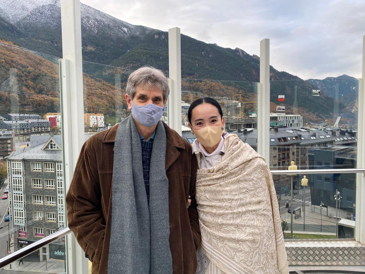 cultura_cat's tweet photo. Avui s'han lliurat a Andorra els #PremisRamonLlull 🏅 que reconeixen persones que han treballat per la promoció internacional de la llengua i la cultura catalanes. 

Els premiats han sigut la cineasta #NaomiKawase, el traductor #RonaldPuppo i el lingüista @josephlobianco 👇🏽 https://t.co/xUBzDHUJtD
