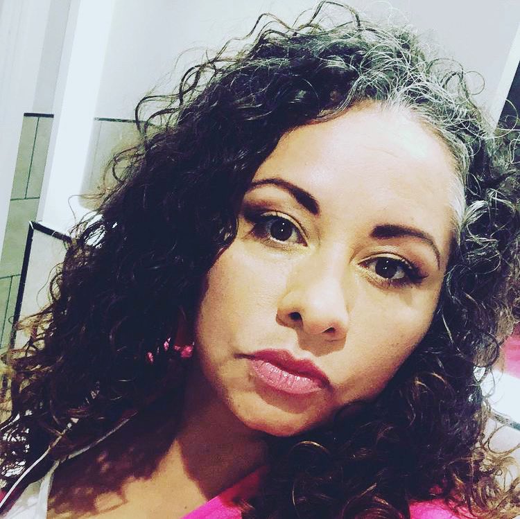 Feliz cumpleaños a nuestra presentadora <a href="/risanzm/">Raquel Sanz</a> que seas muy feliz Maja y sonrías mucho siempre 🎊🎂🎈🎉🥳🎊🥳🎉🎈🎂 #HappyBirthday #felizcumpleaños #añonuevo #festejo #Celebration #latinosdelmundo #latinosenmadrid