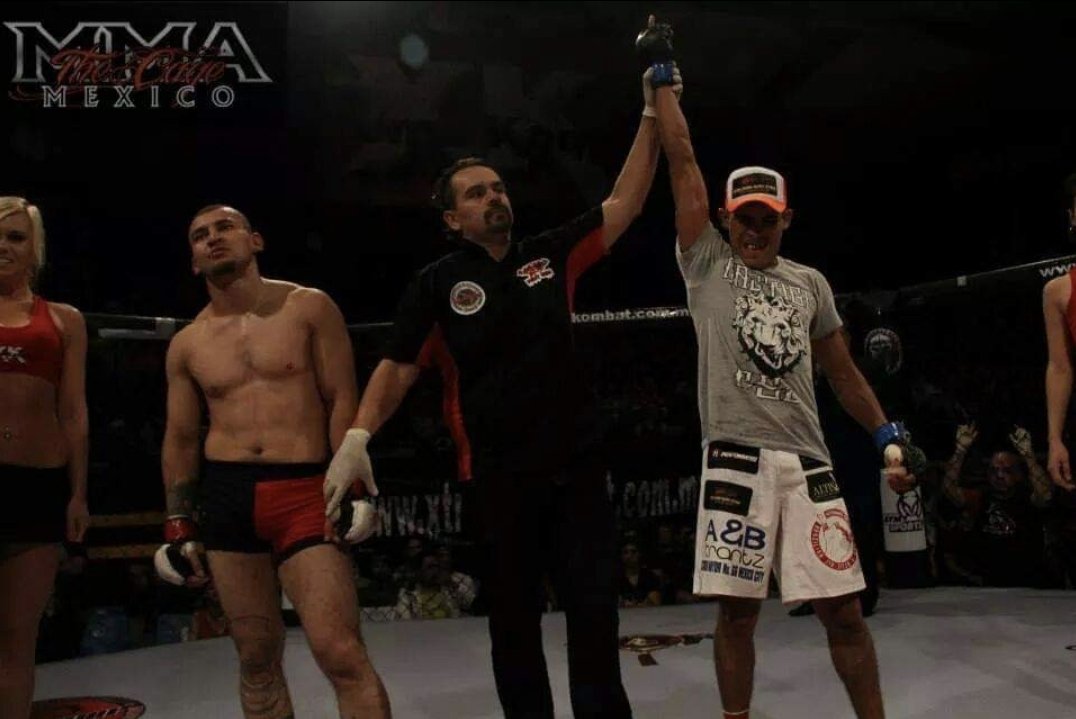 josepimpo's tweet photo. 🥋 3 de Diciembre Budo Sento Championship @budo_sento Sandra "Sapo" Chimeyo por #UFC @UFCFightPass @ufc 🥊 Ya 8 años Patrocinado talento mexicano en #MMA @combateglobal @uwc_mexico #XtremeKombat con mis empresas de #Bitcoin #criptomonedas y #blockchain 😎 https://t.co/iz28pVlMJX https://t.co/fPpLrVpKZn