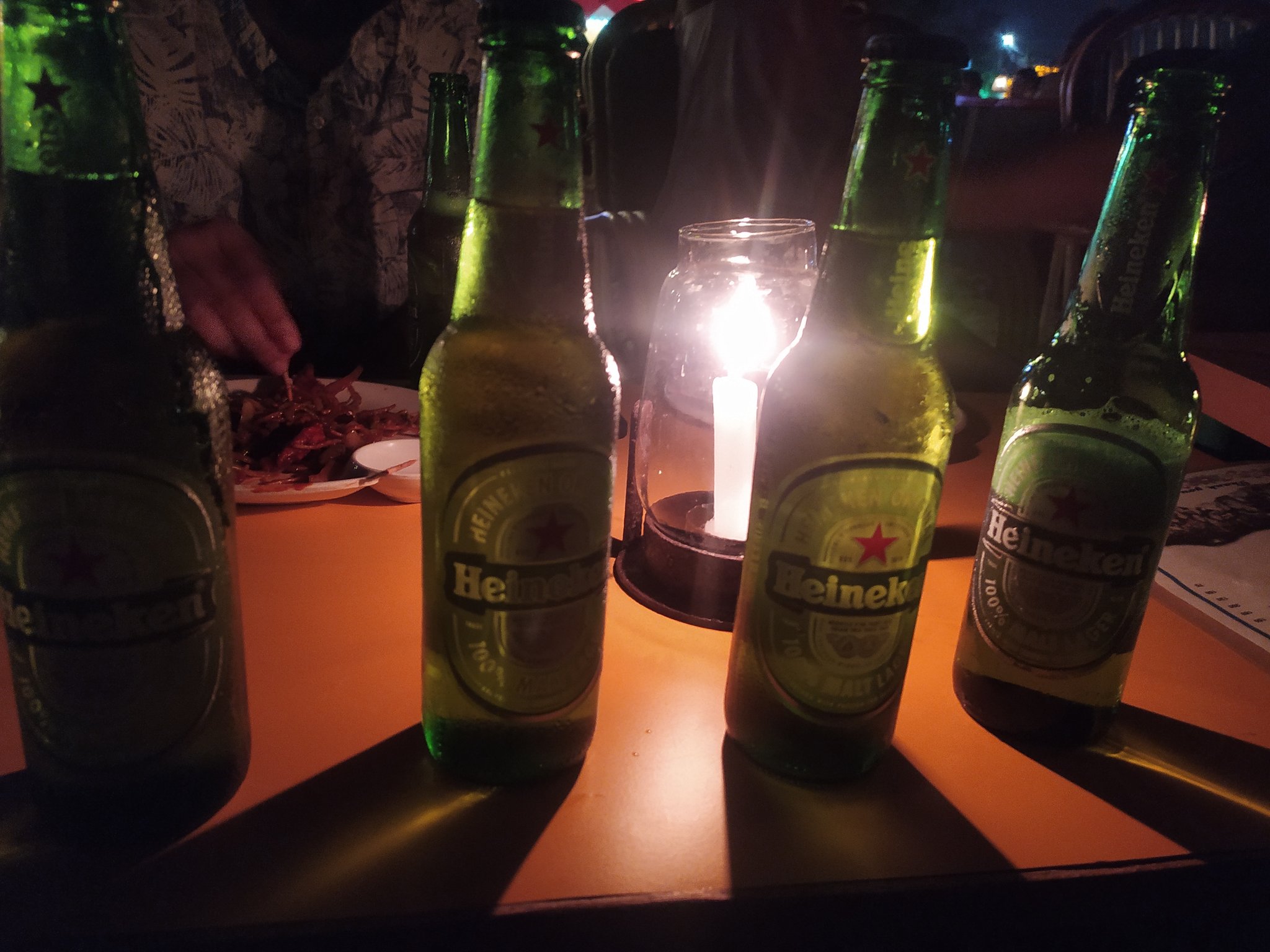 Kapil In Goa The Alcohol Feels So Diluted T Co A5zvl2ci6h Twitter Kapil In Goa The Alcohol Feels So Diluted T Co A5zvl2ci6h Twitter