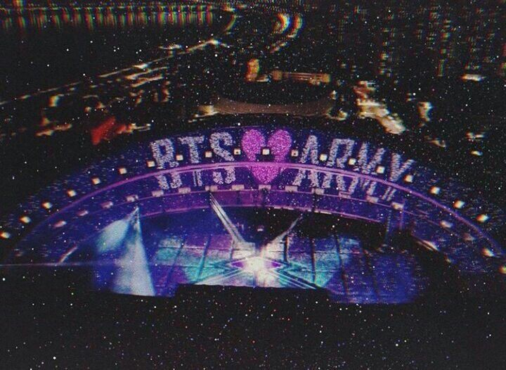 suhnapark's tweet photo. WE WILL MEET EACH OTHER SOON, @BTS_twt 💜💜💜 
I promise to myself I'll be part of the purple ocean~ https://t.co/EauWPd4viA